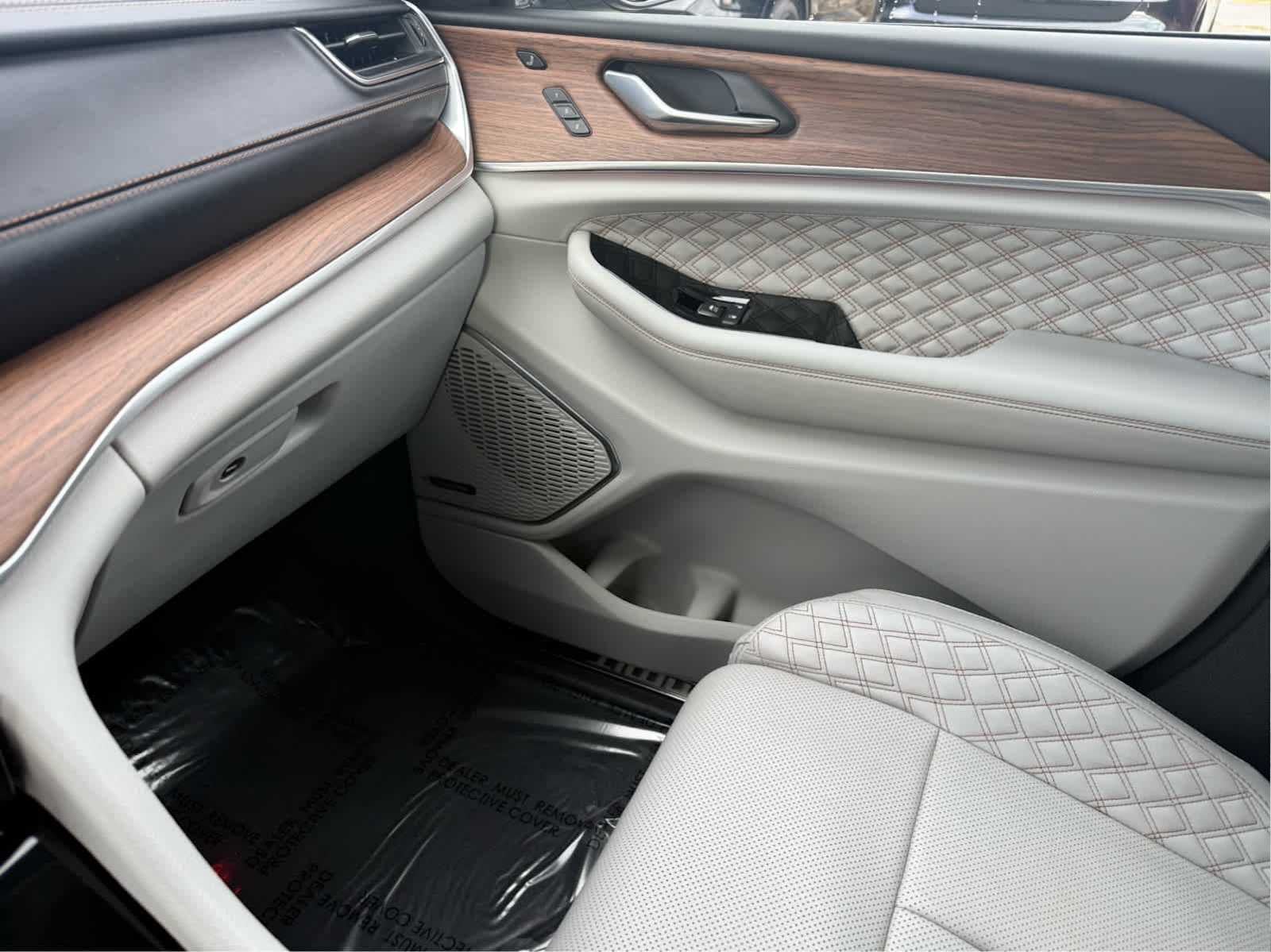 2021 Jeep Grand Cherokee L Summit