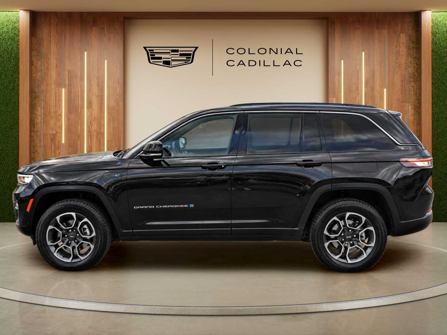 2023 Jeep Grand Cherokee 4xe Trailhawk