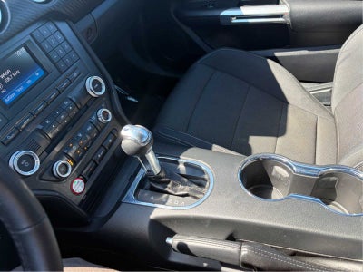 2015 Ford Mustang V6
