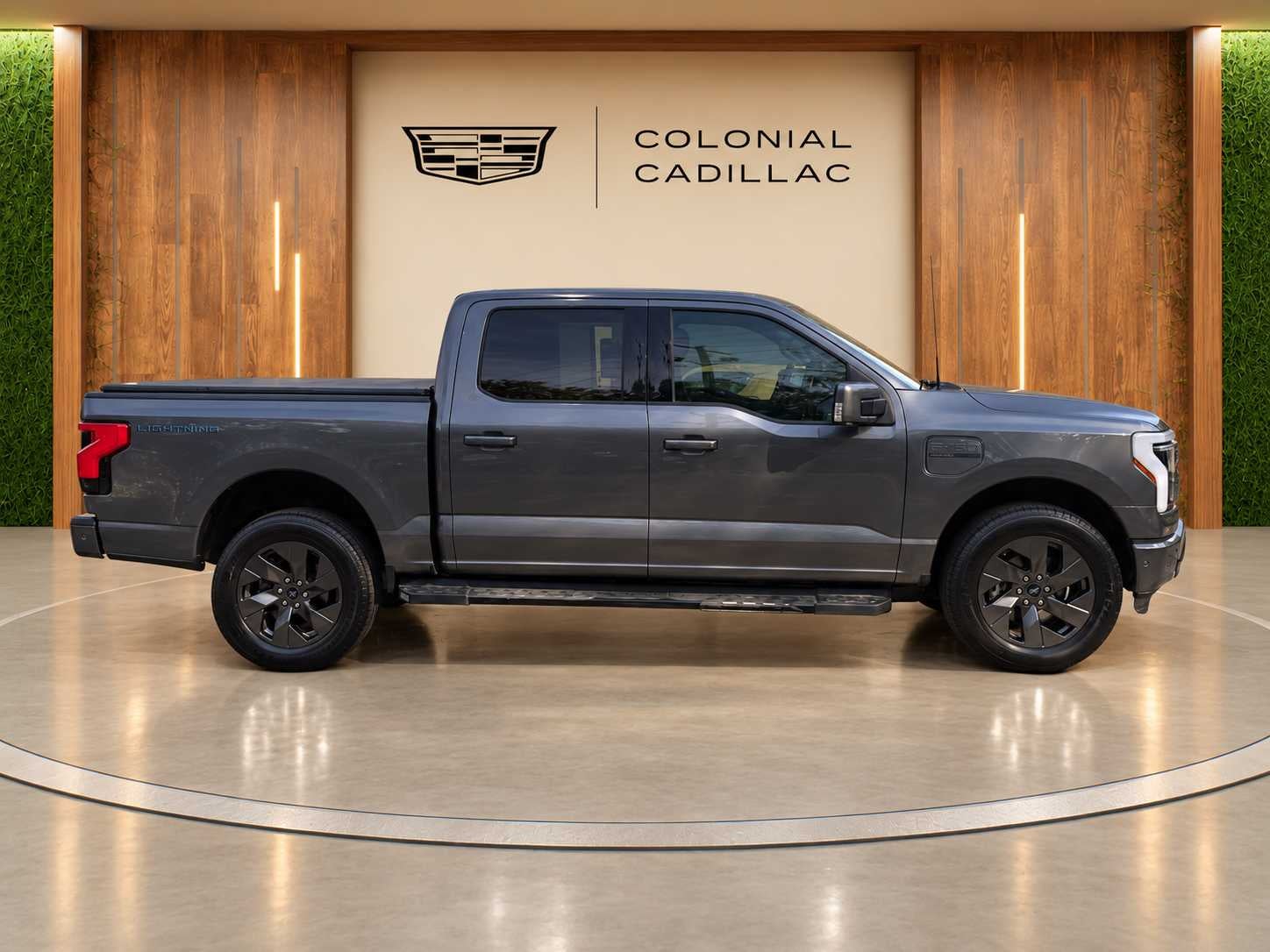 2022 Ford F-150 Lightning Pro