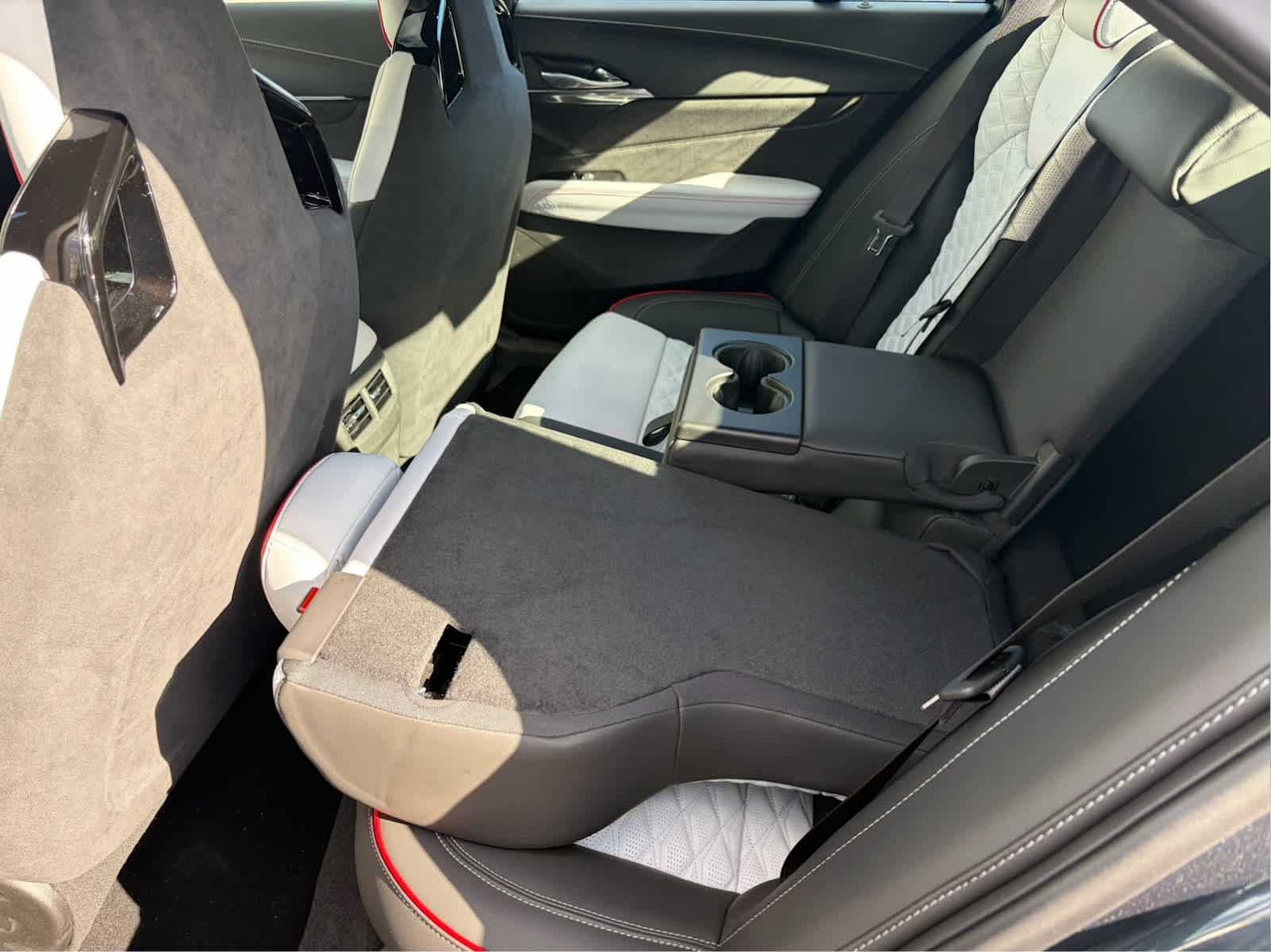 2026 Cadillac CT4-V V-Series Blackwing