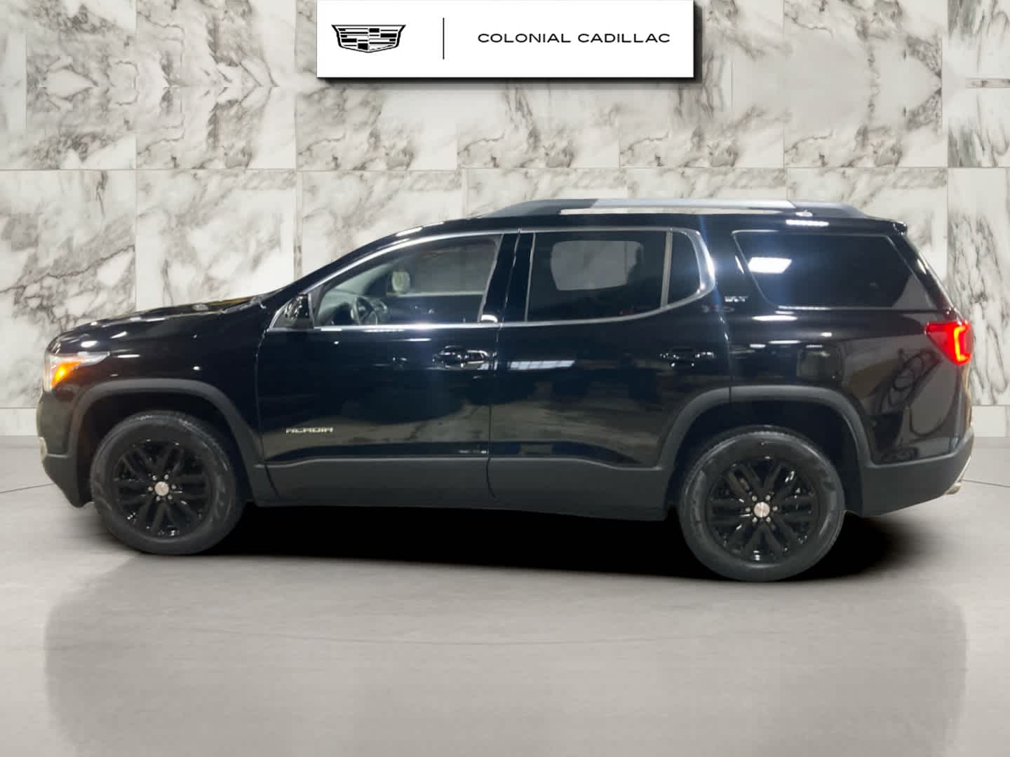 2019 GMC Acadia SLT