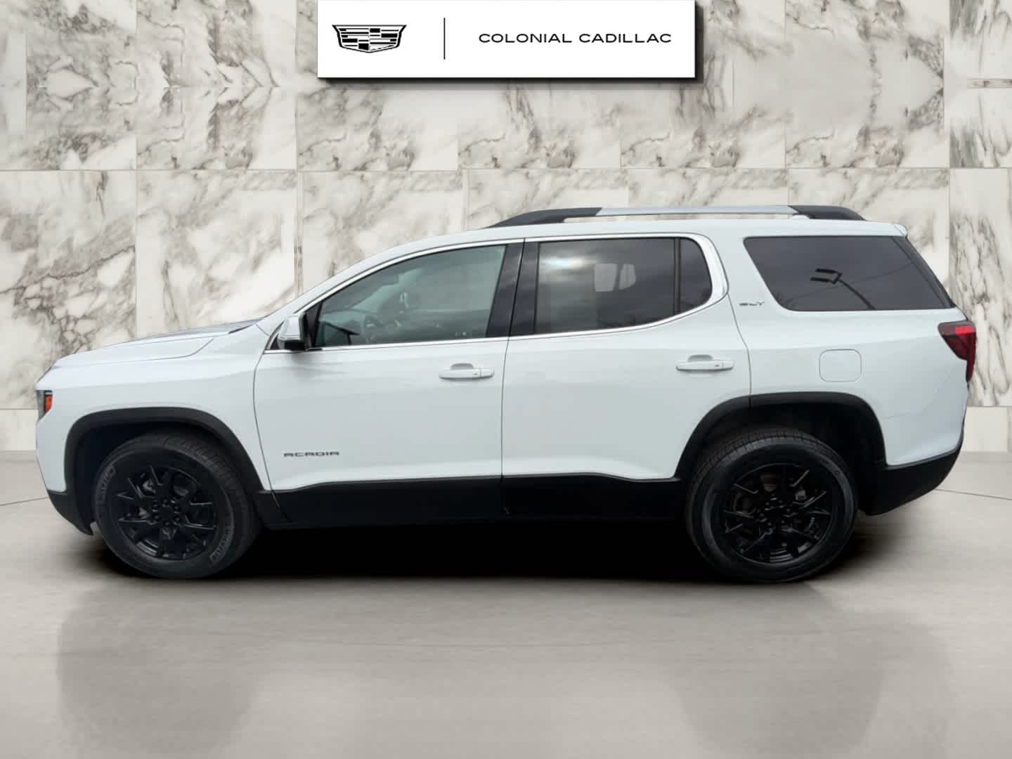2021 GMC Acadia SLT