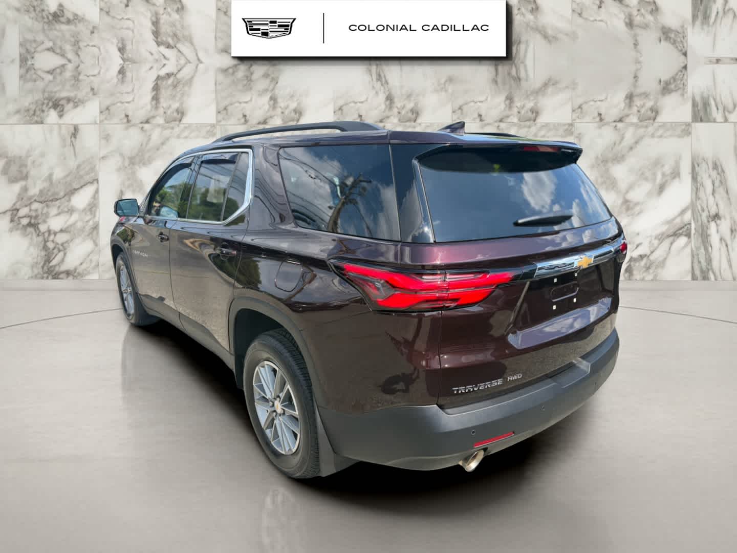 2023 Chevrolet Traverse LT Leather