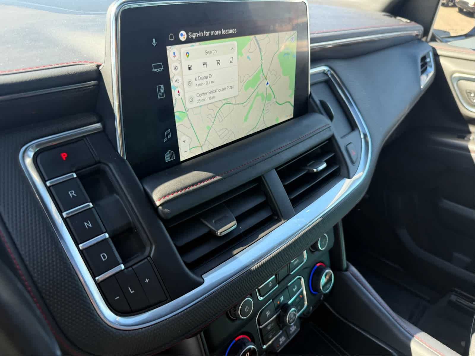 2022 Chevrolet Suburban RST