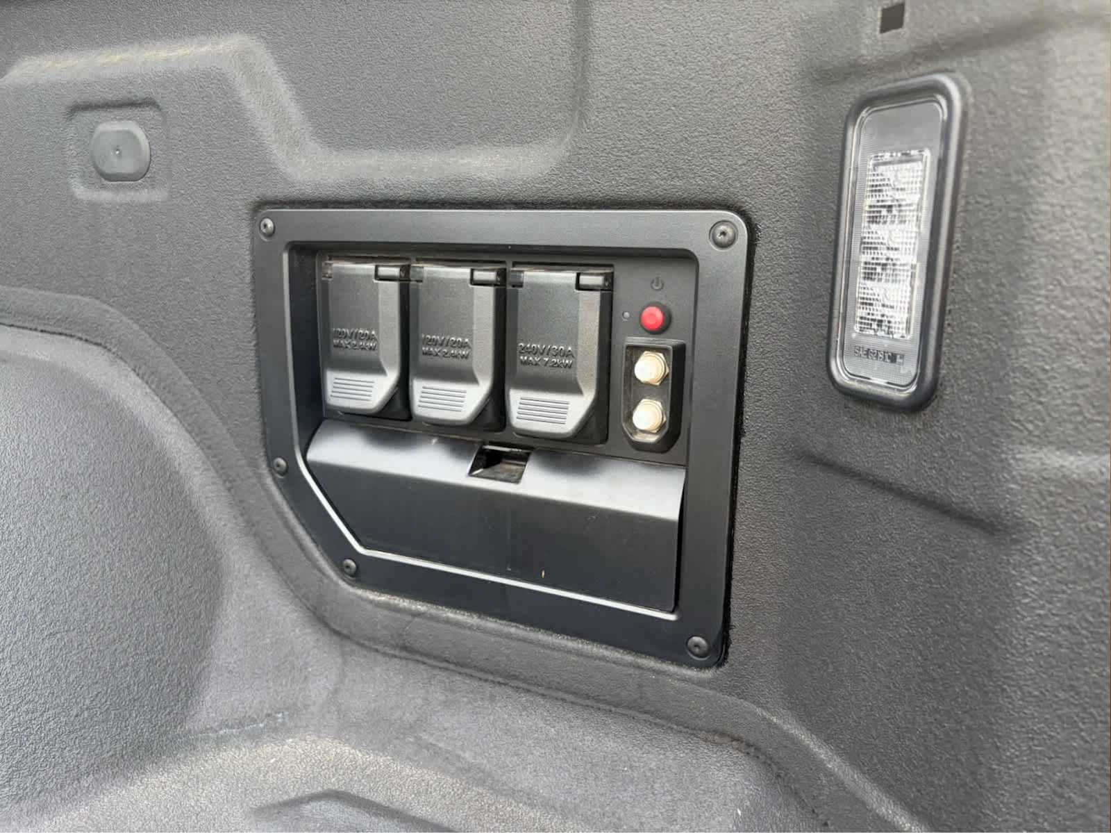 2025 GMC Sierra EV Max Range Denali