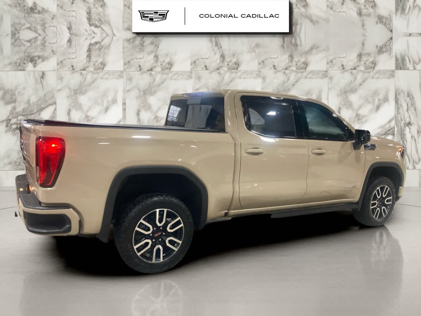 2023 GMC Sierra 1500 AT4