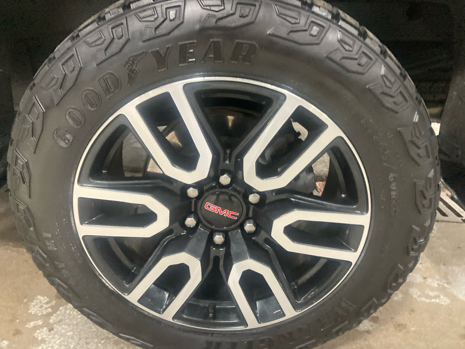 2023 GMC Sierra 1500 AT4