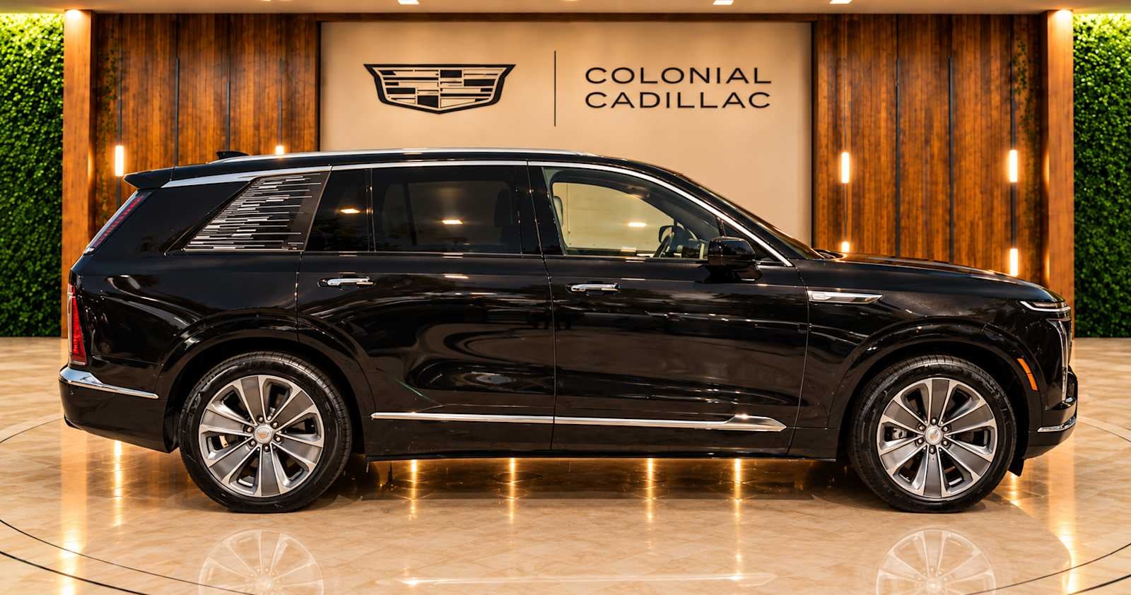 2026 Cadillac VISTIQ Luxury