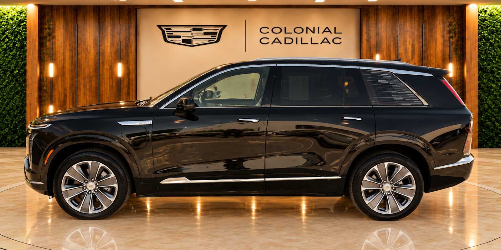 2026 Cadillac VISTIQ Luxury