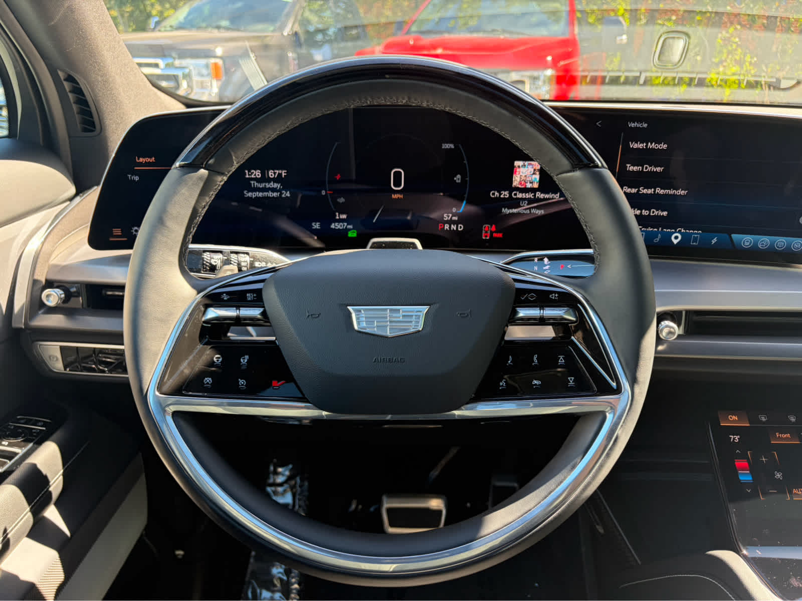 2026 Cadillac VISTIQ Luxury
