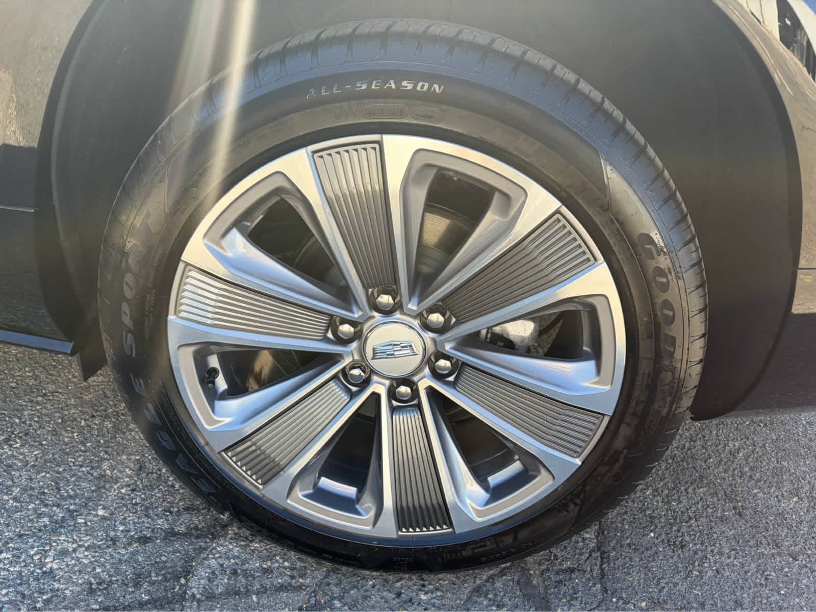 2026 Cadillac VISTIQ Luxury
