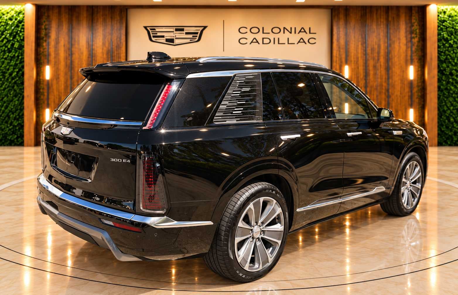 2026 Cadillac VISTIQ Luxury