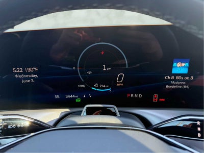 2026 Cadillac VISTIQ Luxury