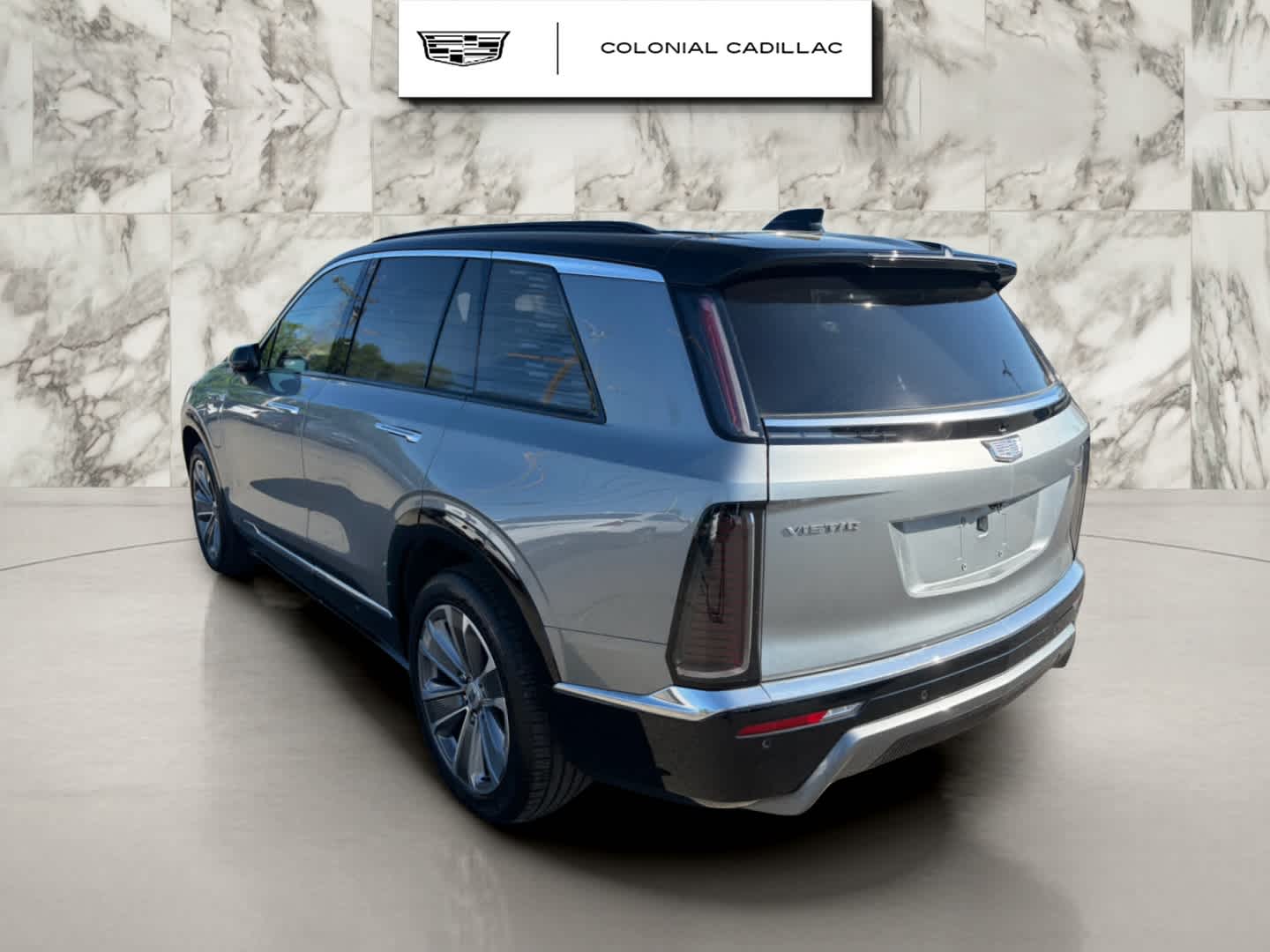 2026 Cadillac VISTIQ Luxury