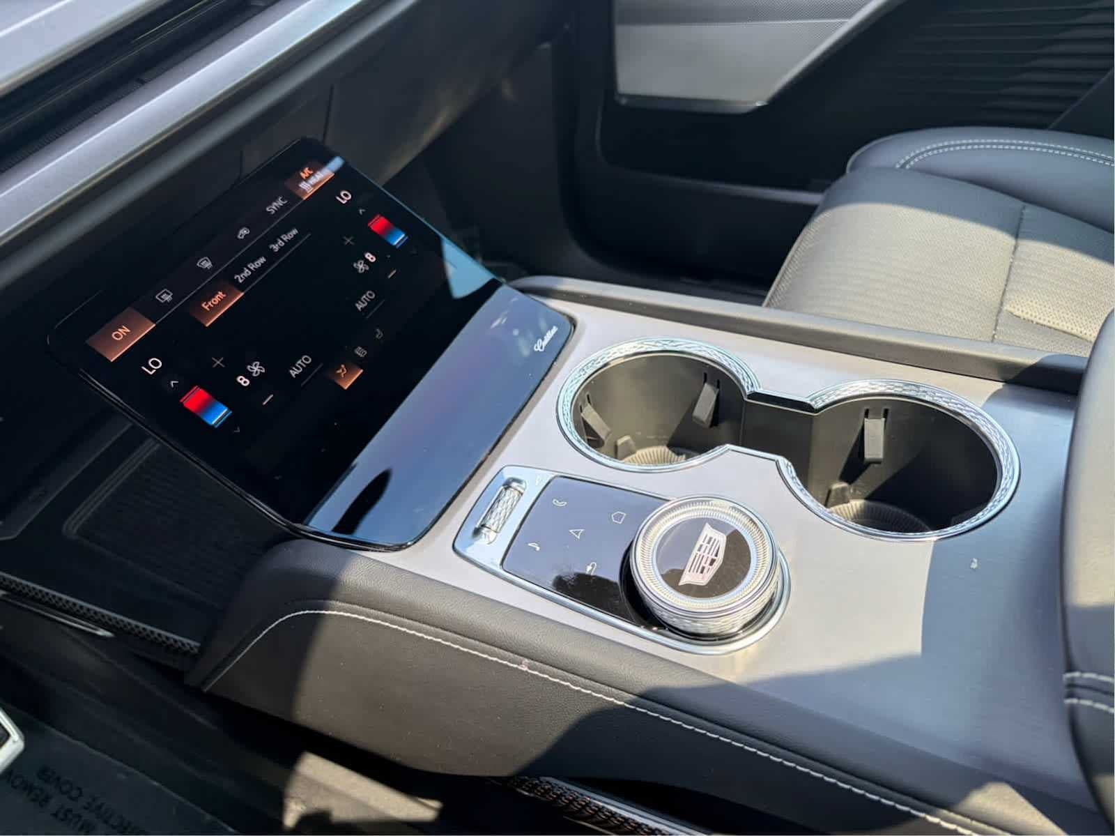 2026 Cadillac VISTIQ Luxury