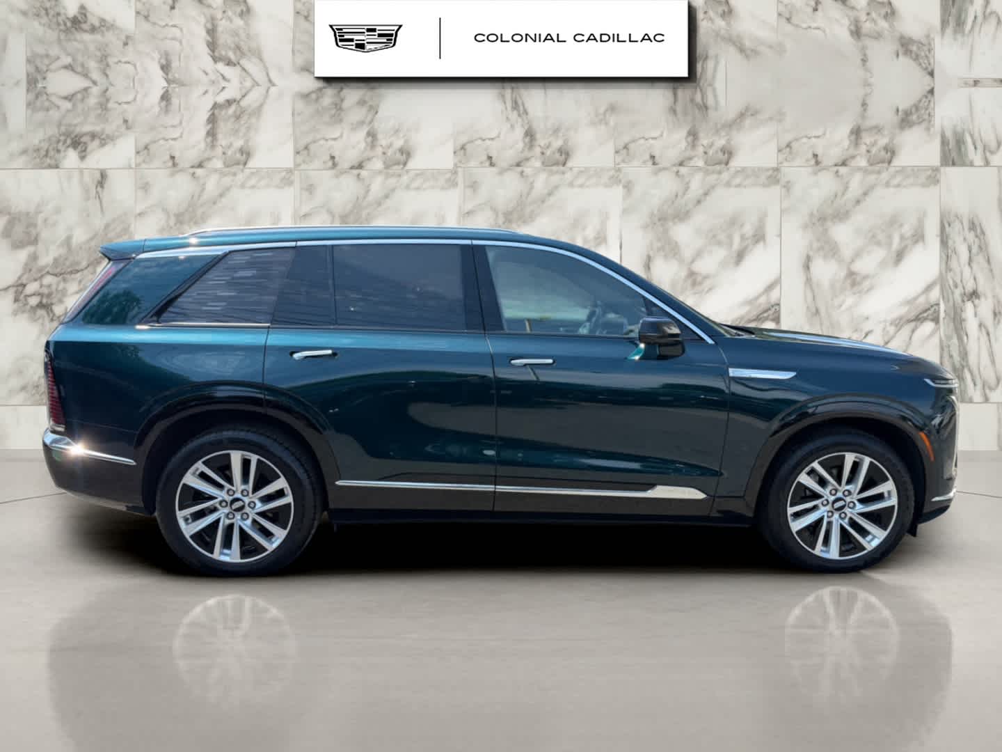 2026 Cadillac VISTIQ Luxury