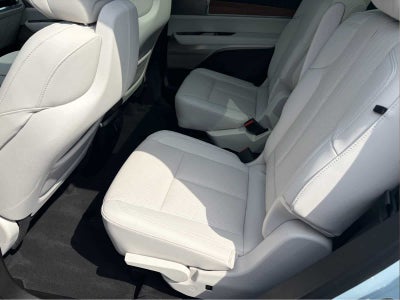 2026 Cadillac VISTIQ Sport