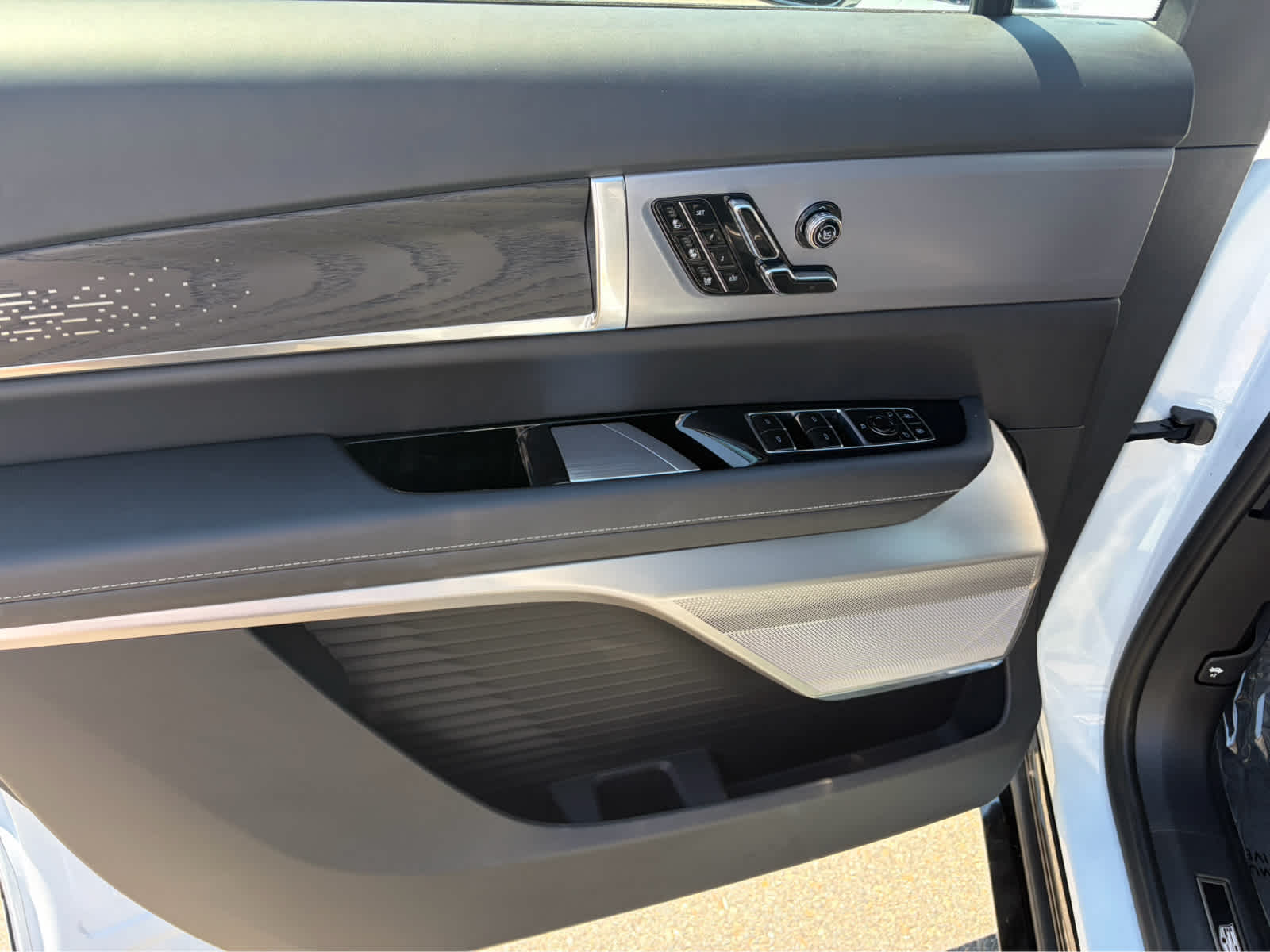 2026 Cadillac VISTIQ Platinum