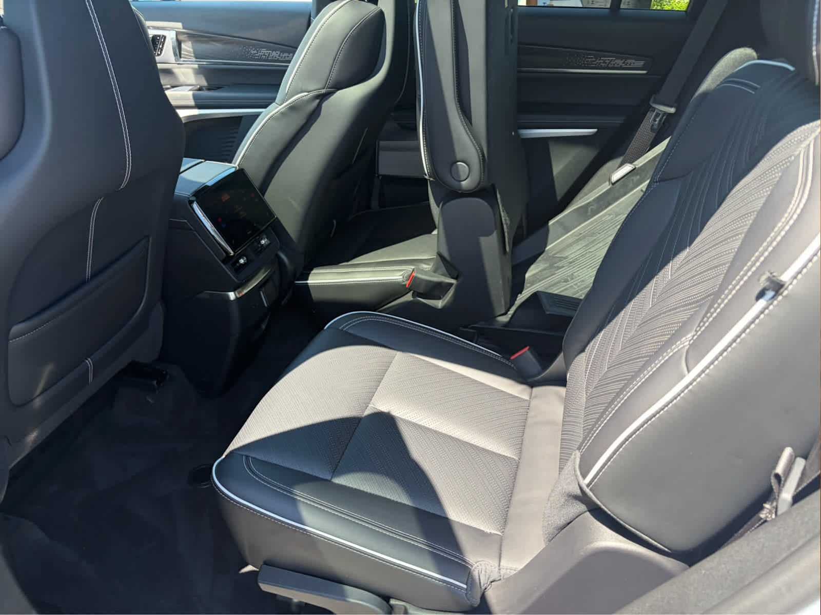 2026 Cadillac VISTIQ Platinum