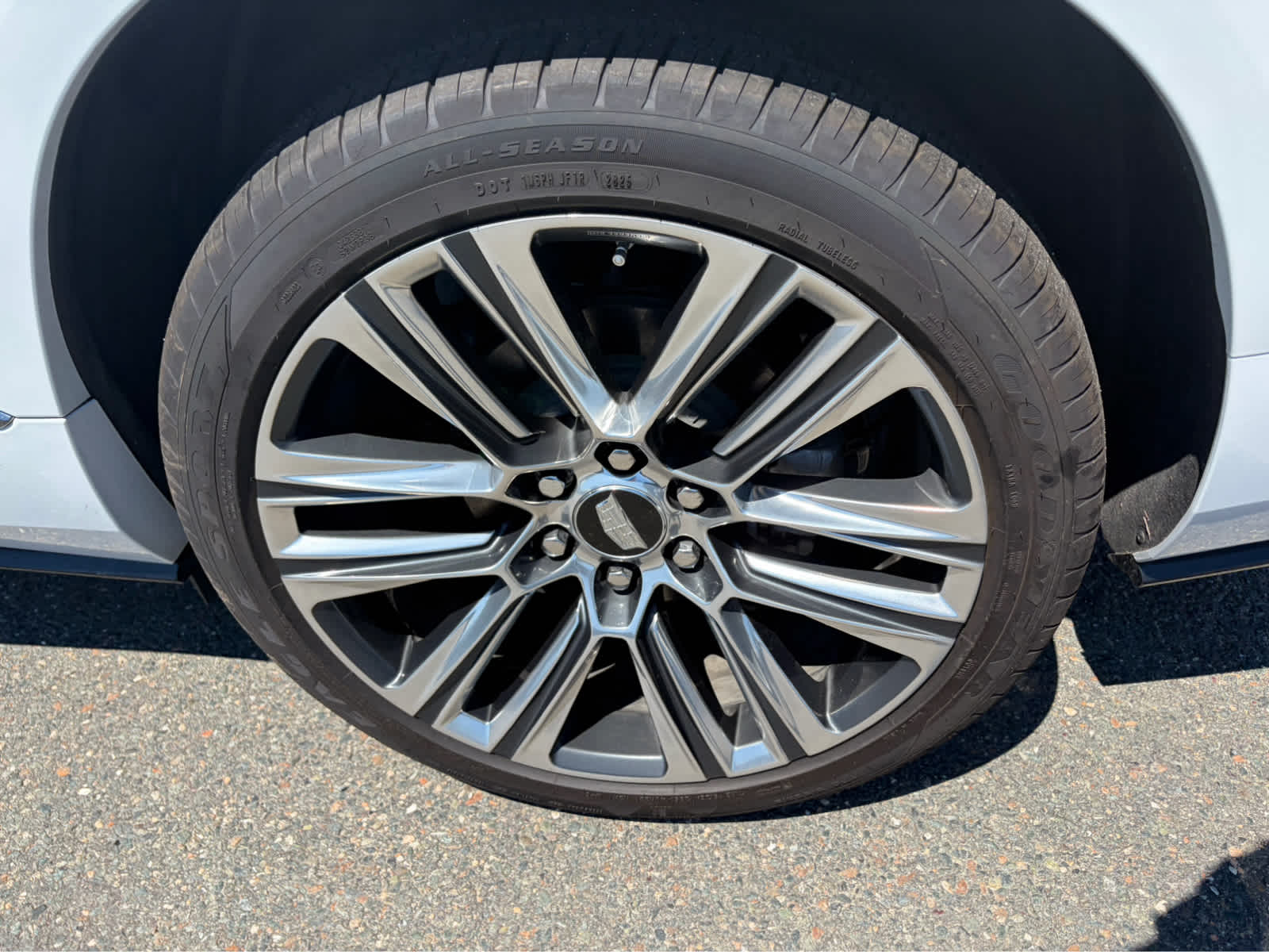 2026 Cadillac VISTIQ Platinum
