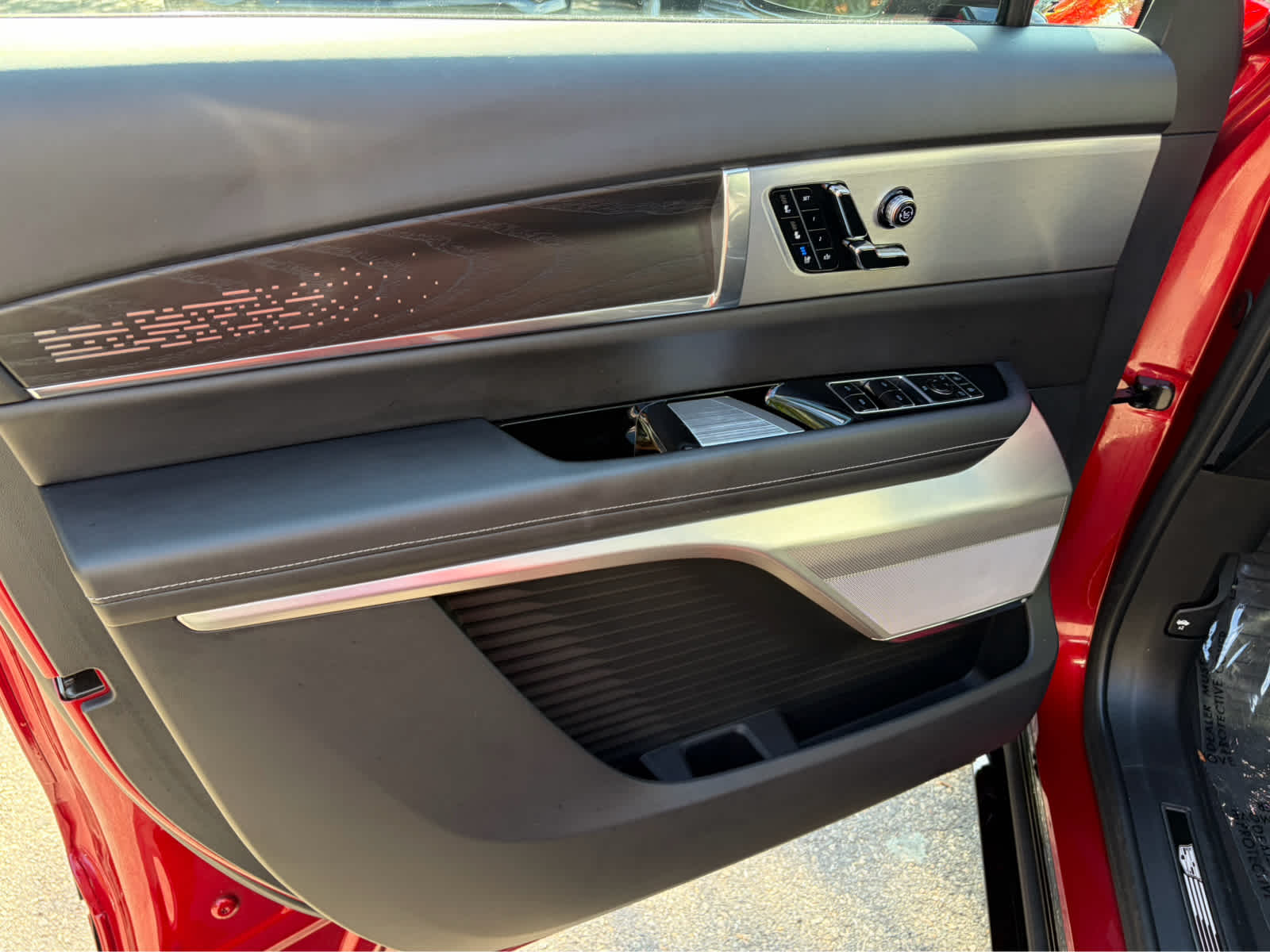 2026 Cadillac VISTIQ Platinum