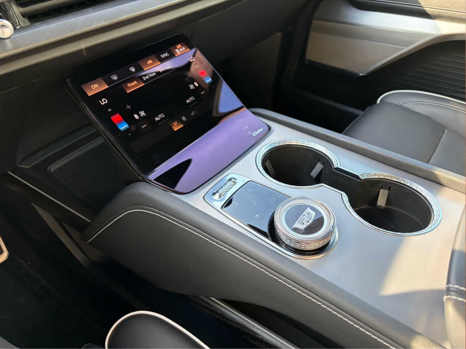 2026 Cadillac VISTIQ Platinum