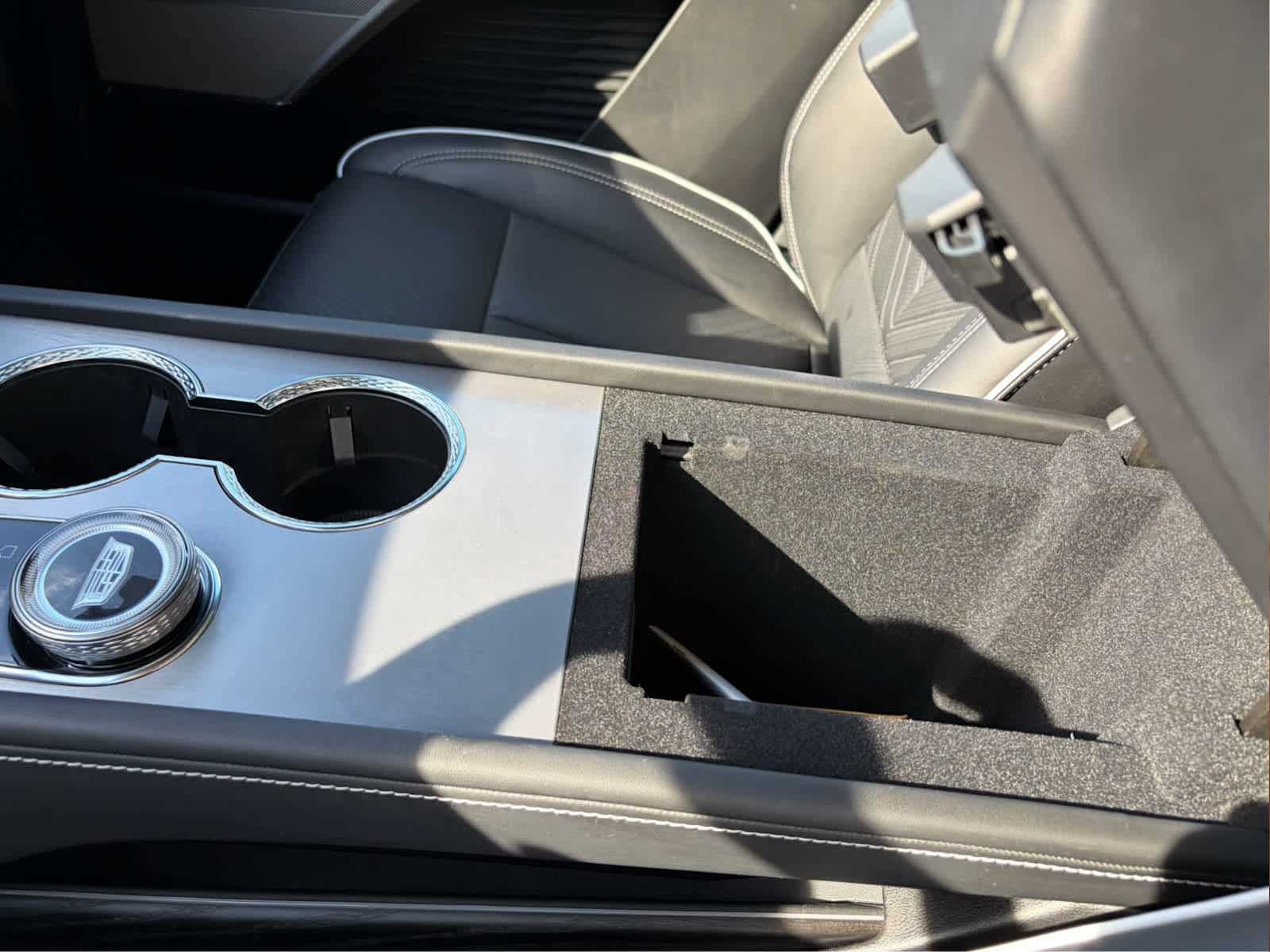 2026 Cadillac VISTIQ Platinum