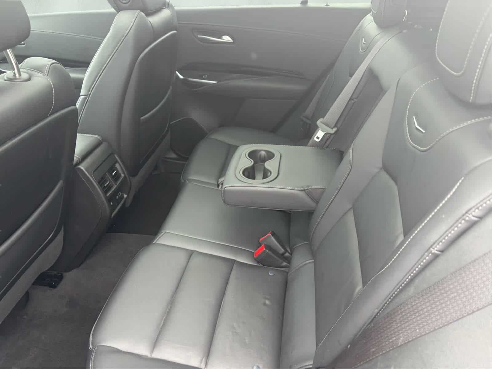 2024 Cadillac XT4 Luxury