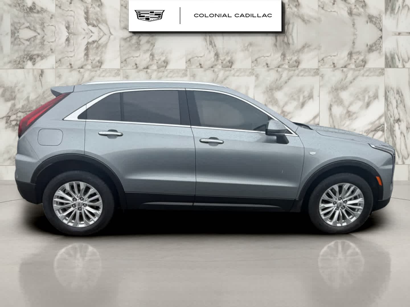 2024 Cadillac XT4 Luxury
