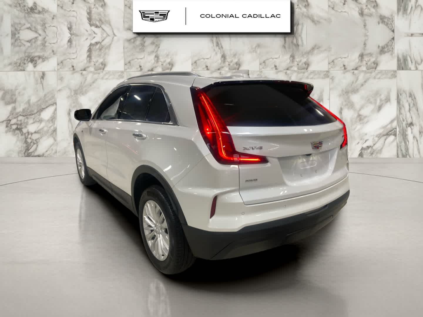 2024 Cadillac XT4 Luxury