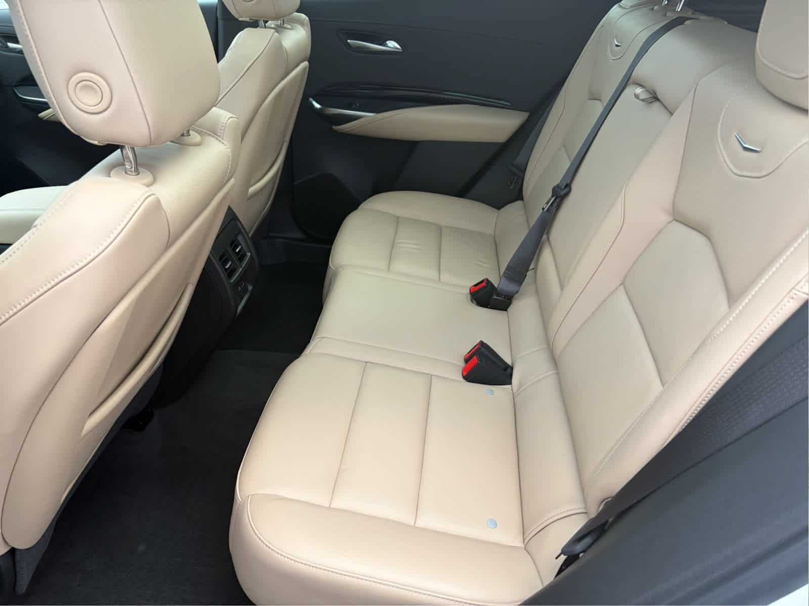 2024 Cadillac XT4 Luxury