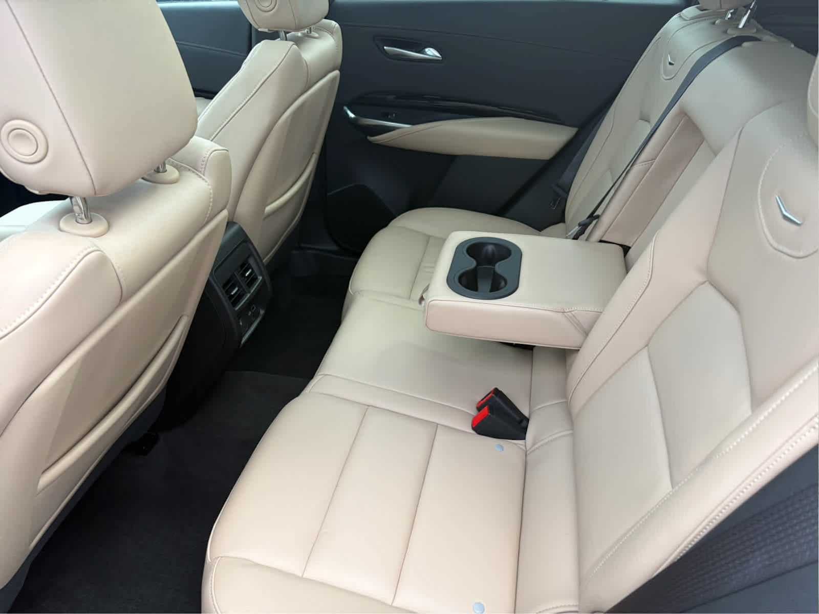 2024 Cadillac XT4 Luxury