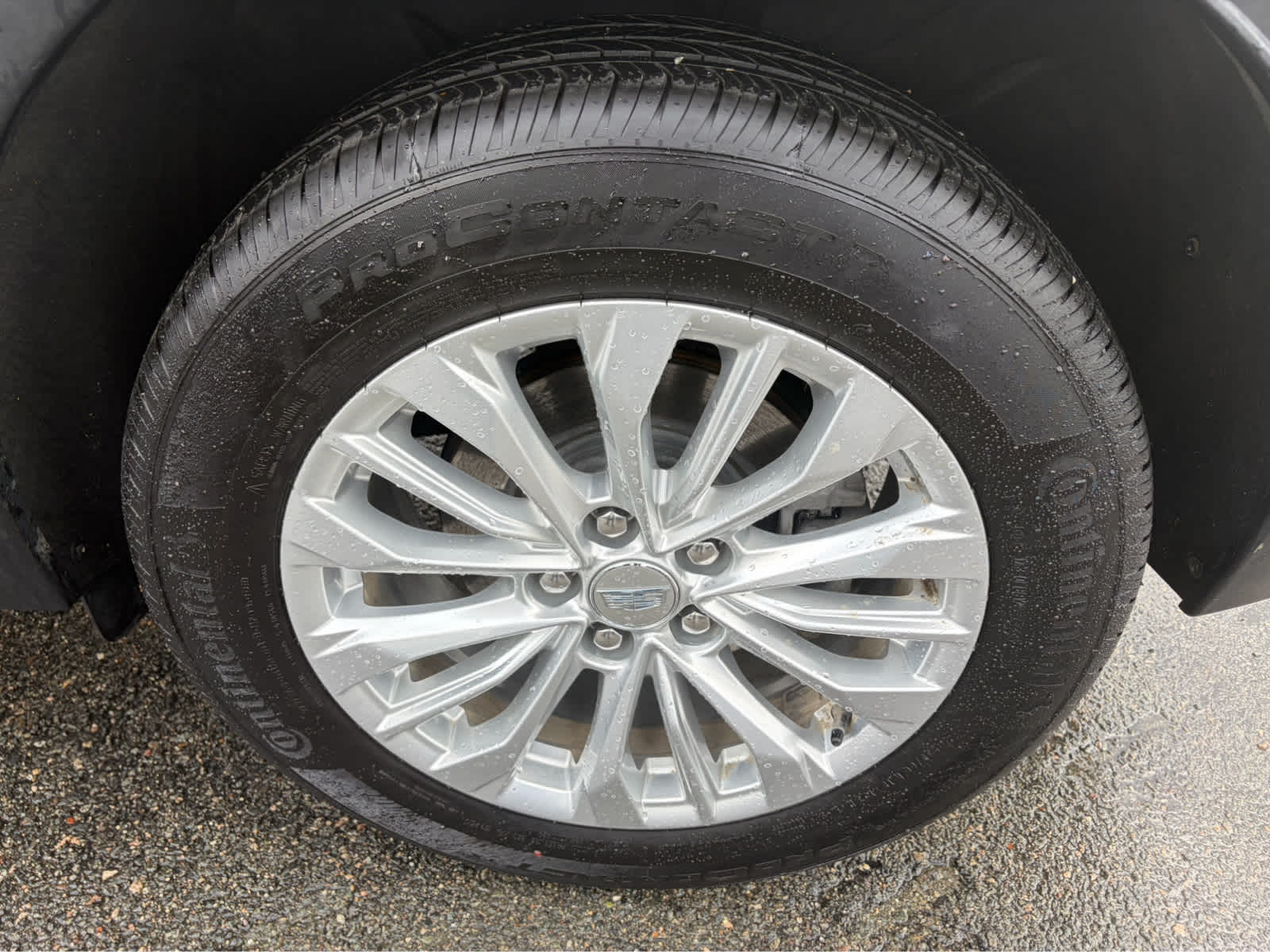 2024 Cadillac XT4 Luxury