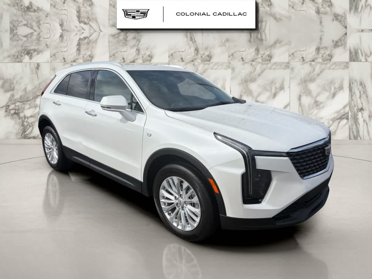 2024 Cadillac XT4 Luxury