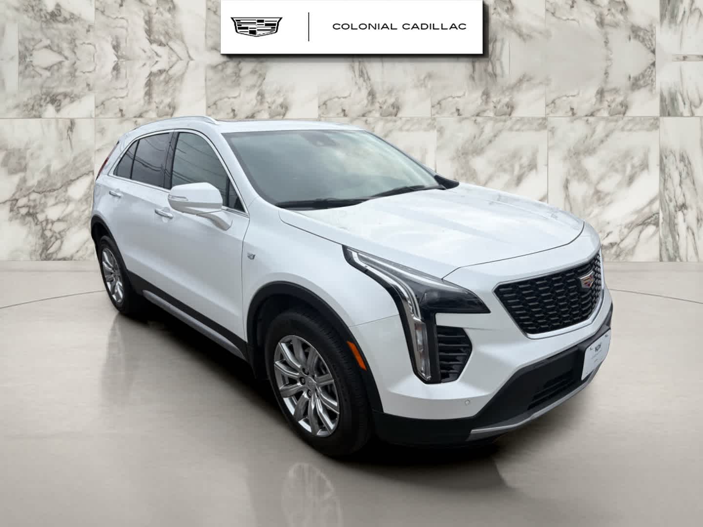 2022 Cadillac XT4 Premium Luxury