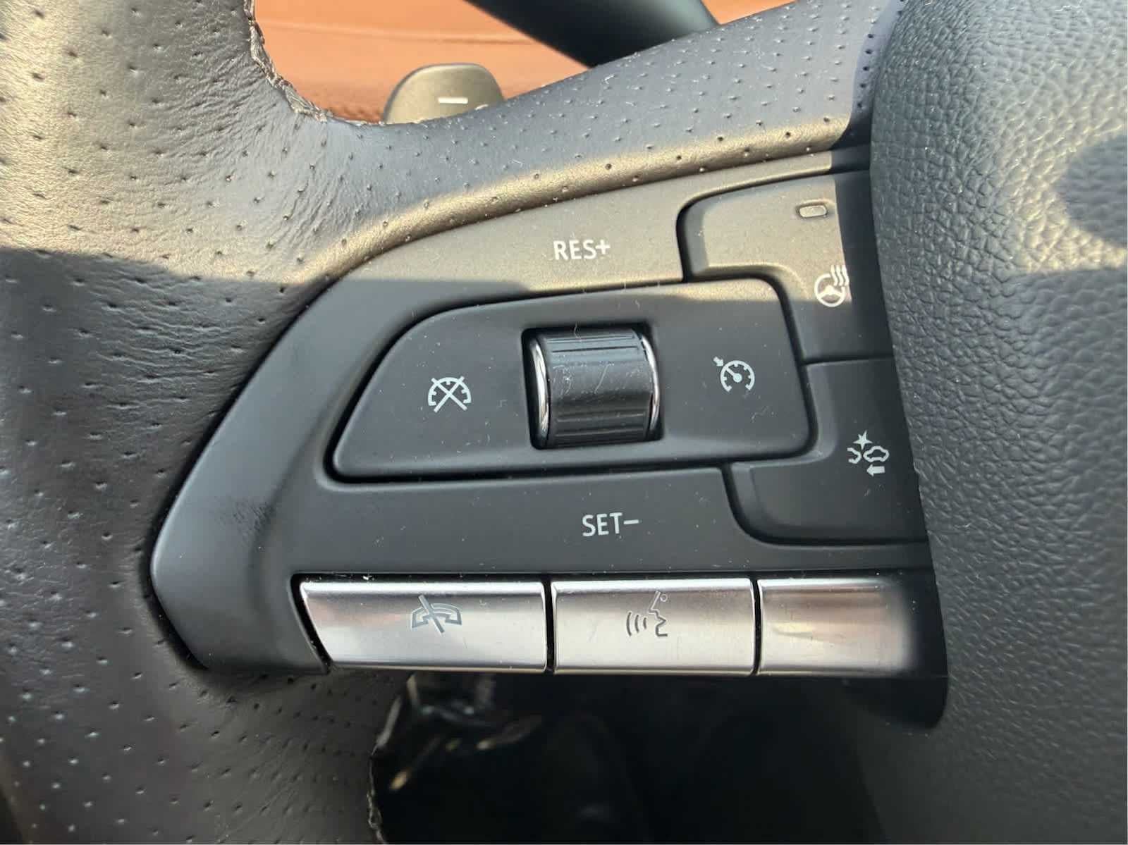 2025 Cadillac XT4 Sport