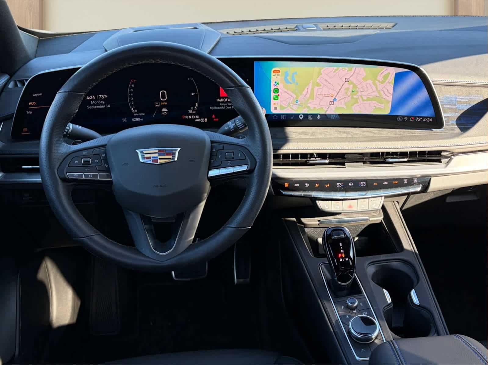 2025 Cadillac XT4 Sport