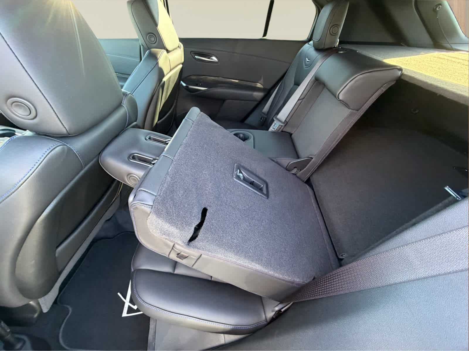 2025 Cadillac XT4 Sport