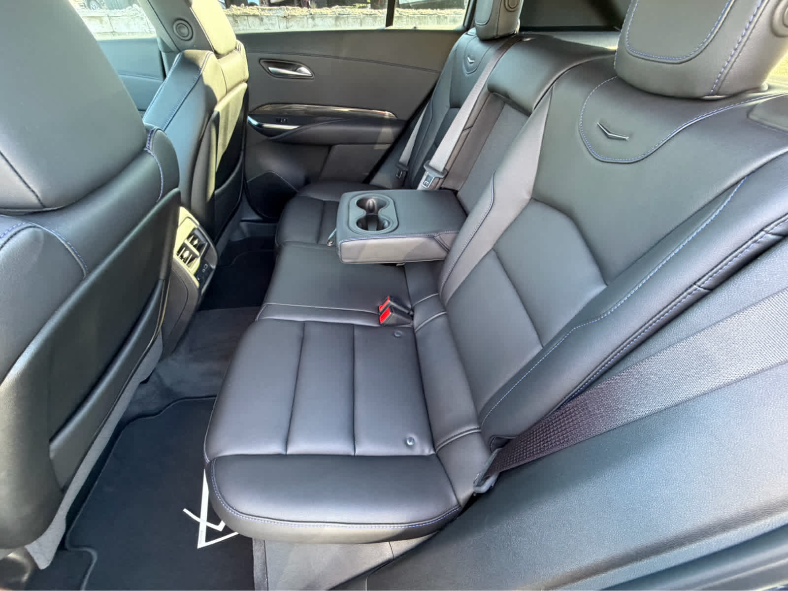 2025 Cadillac XT4 Sport