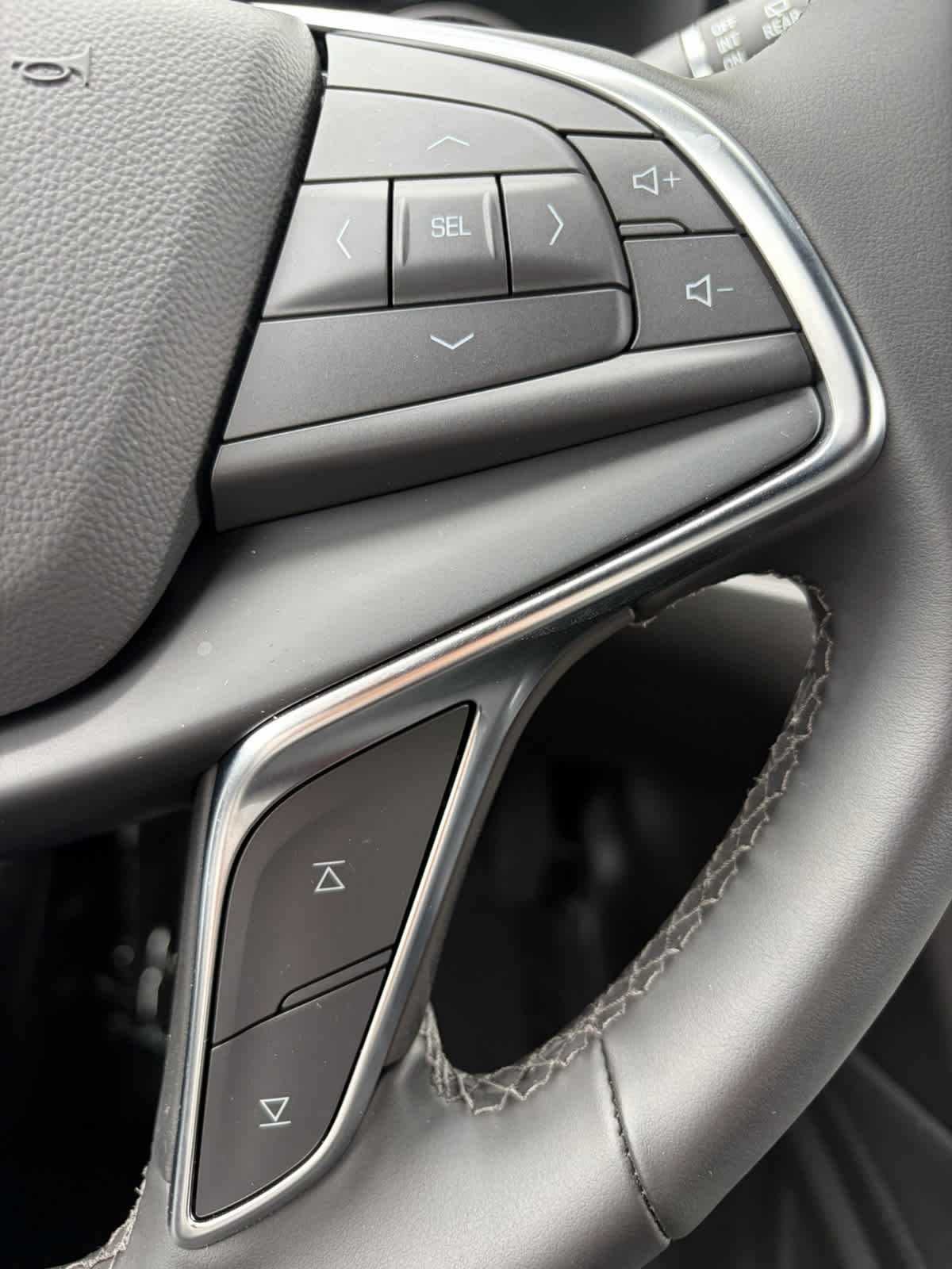 2026 Cadillac XT5 Luxury