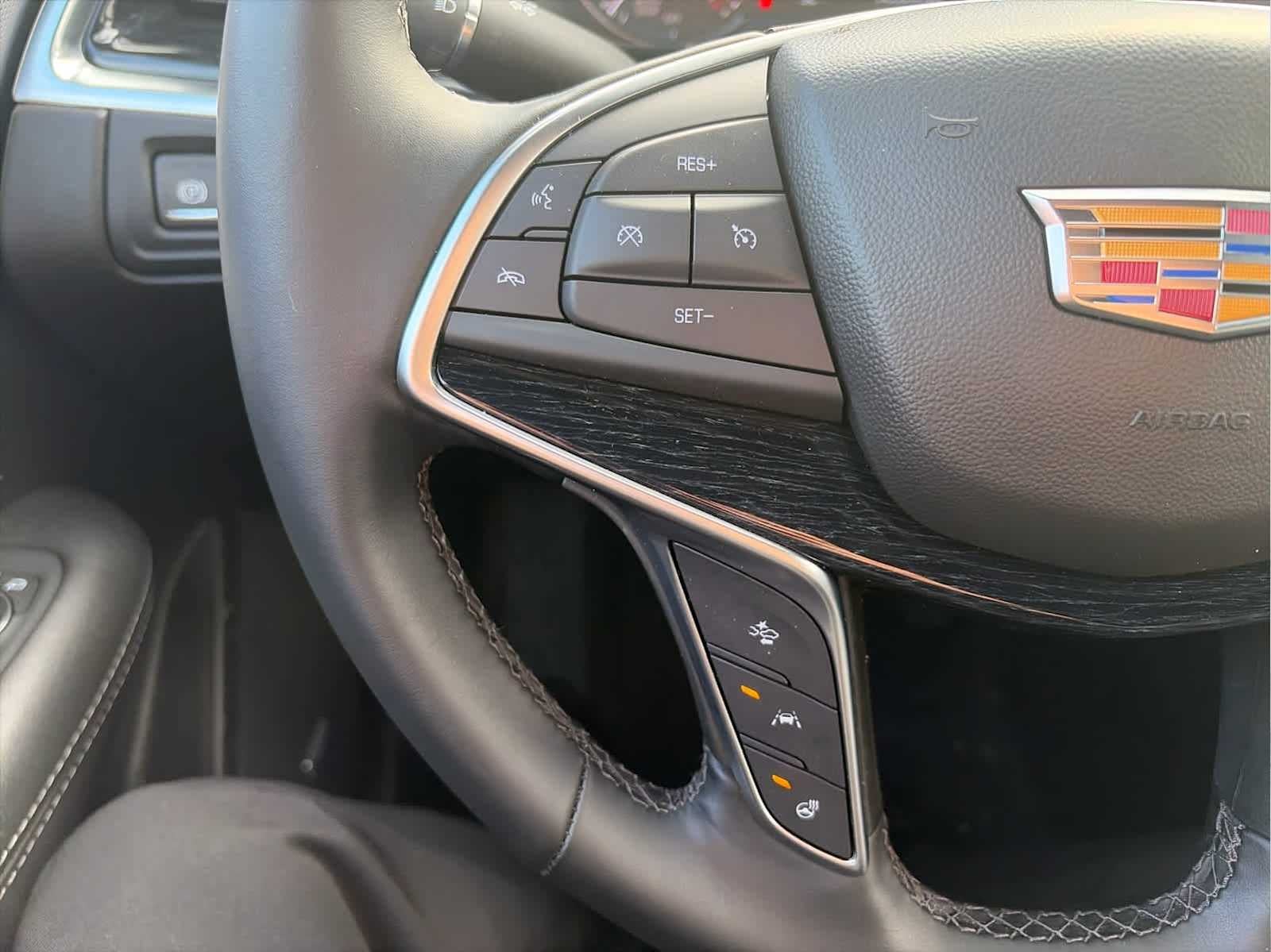 2025 Cadillac XT5 Premium Luxury