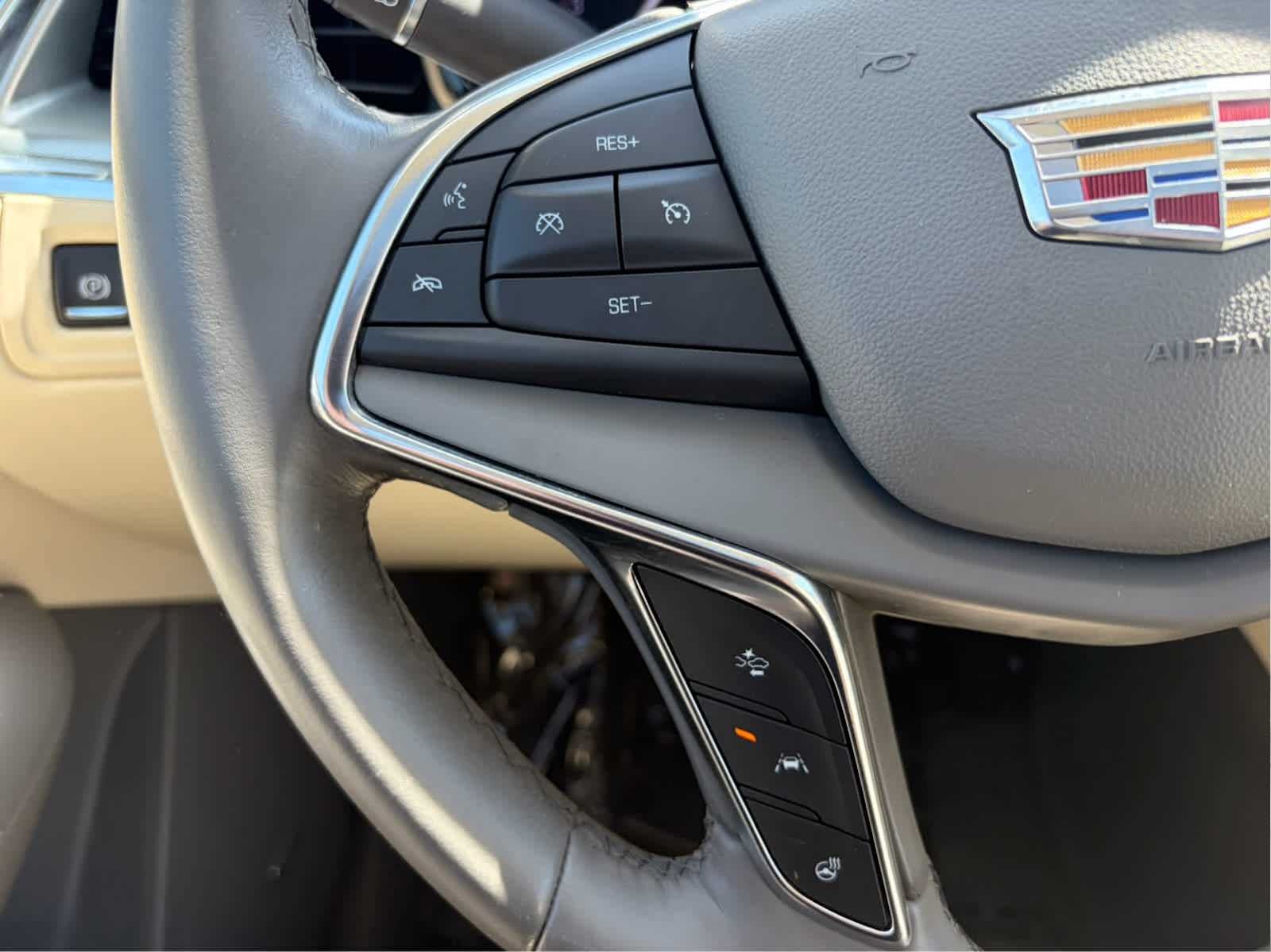 2019 Cadillac XT5 Luxury AWD