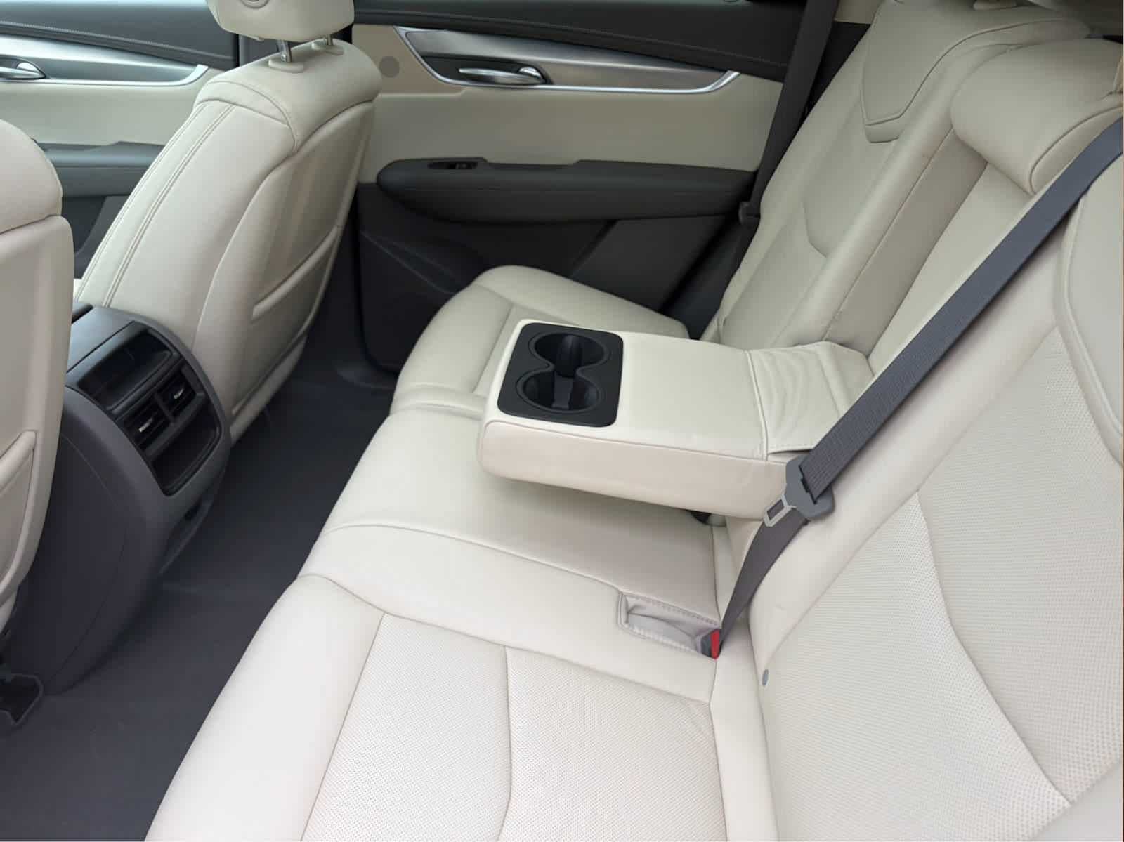 2017 Cadillac XT5 Luxury AWD