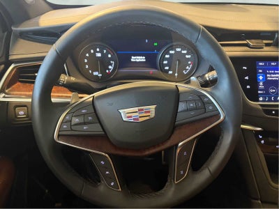 2025 Cadillac XT5 Sport