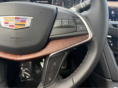 2025 Cadillac XT5 Sport