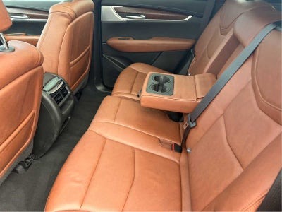 2025 Cadillac XT5 Sport