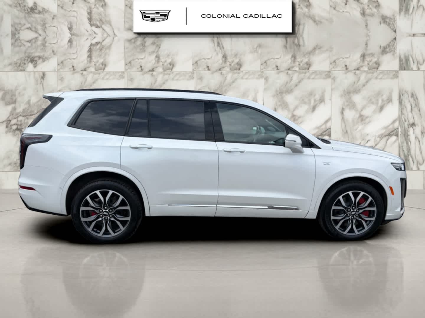 2025 Cadillac XT6 Sport