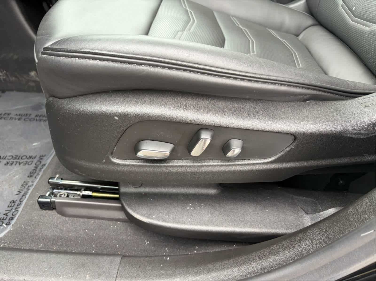 2025 Cadillac XT6 Sport