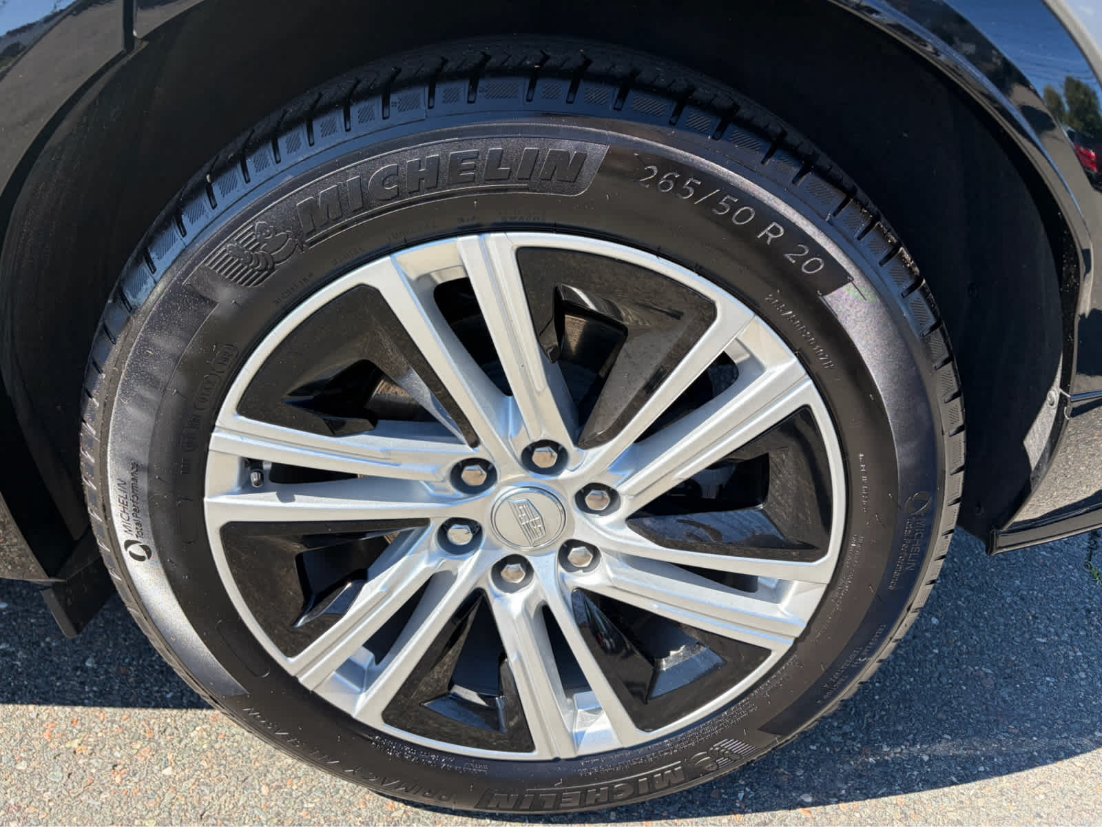 2024 Cadillac LYRIQ Tech